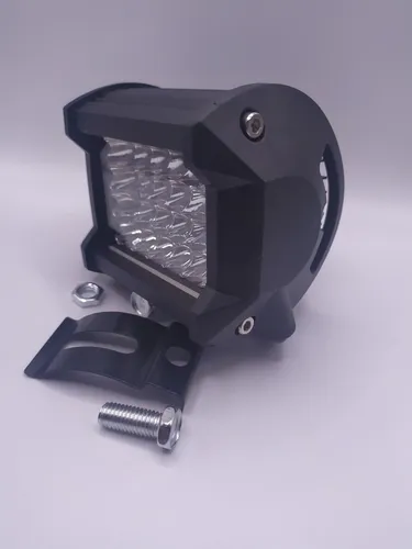 FARO 24 LED SUPERFICIAL CUADRADO 