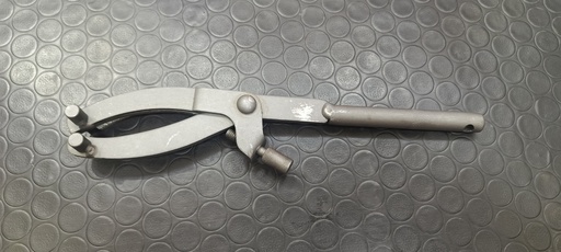 [HLFAR31-86] LLAVE FIJACION ASPA RULERA 